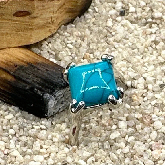 Turquoise Victorian ring in silver/protection and peace healing crystals - Picture 1 of 8